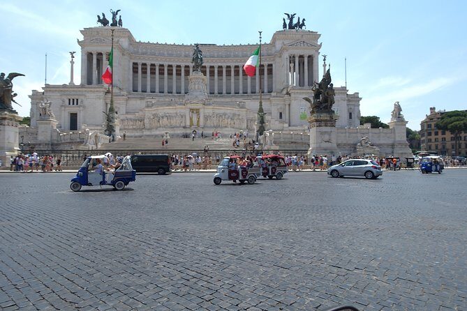 Discover the famous seven hills of Rome with the calessino bee - Who Should Consider This Tour?