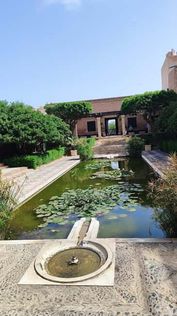 Discover the fascinating Alcazaba: History and unique views - Who Should Consider This Tour?