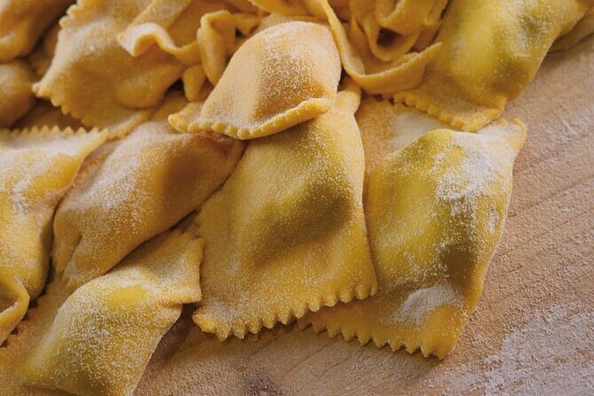 Discover the food valley and cook with truffle - Key Points