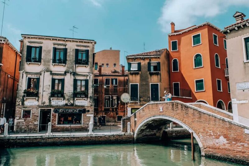 Discover the Hidden Gems of Venice: Guided Walking Tour - What the Reviews Say