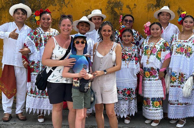 Discover the Historic Center of Merida - Parque Hidalgo