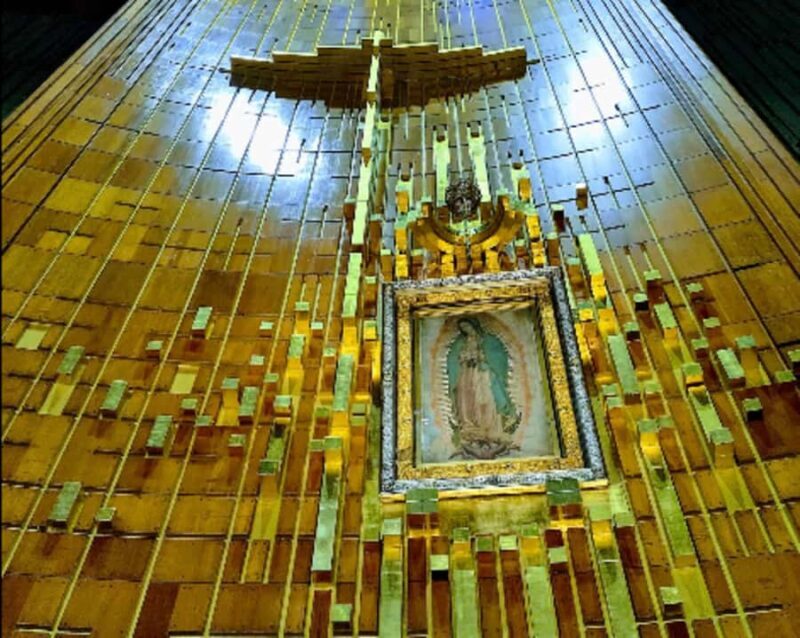 Discover the iconic Basilica of Guadalupe in Mexico City. - Discover the Iconic Basilica of Guadalupe in Mexico City