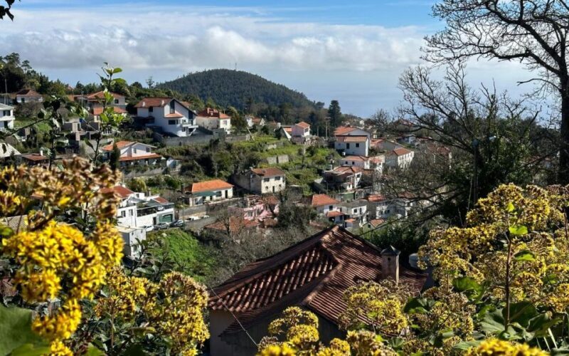 Discover the Paradise Valley - a quick escape for Everyone - The Guides and Group Experience