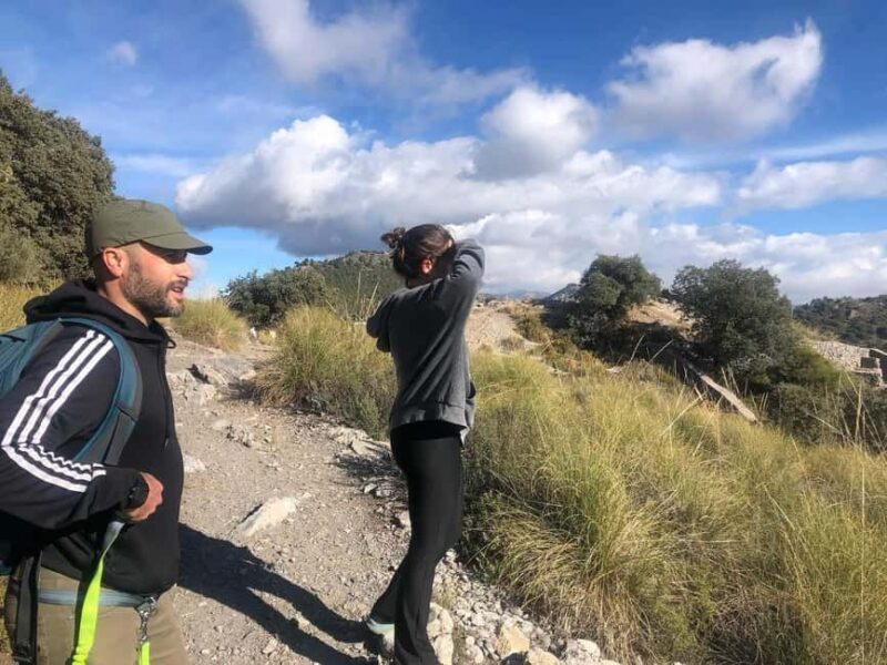 Discover the Sierra de Granada in 3 hours. Mountains and history. - The Experience in Detail