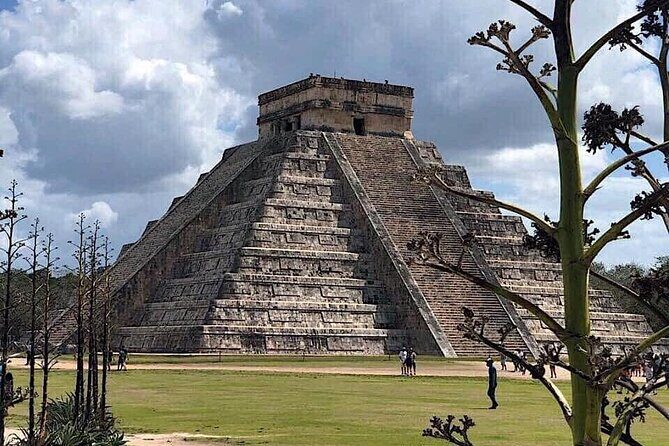 Discover Tour Chichen Itzá Plus (Cenote & Valladolid) from Cancun - An In-Depth Look at the Tour