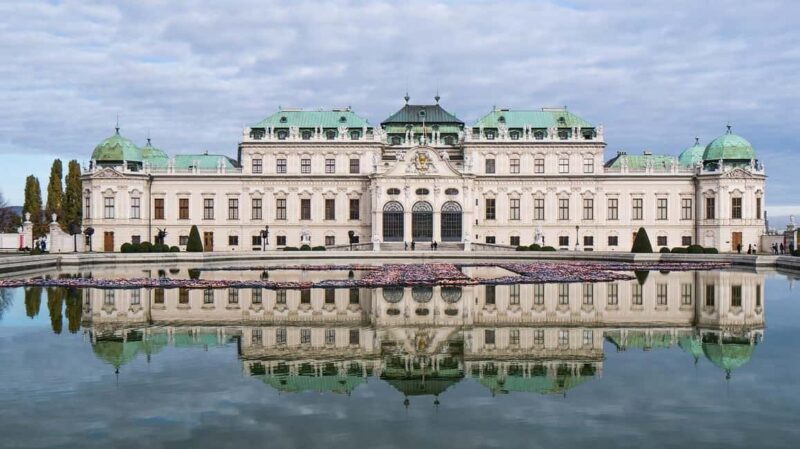 Discover Viennas Landmarks on a Private Express Tour - Setting the Scene: What Is This Tour All About?