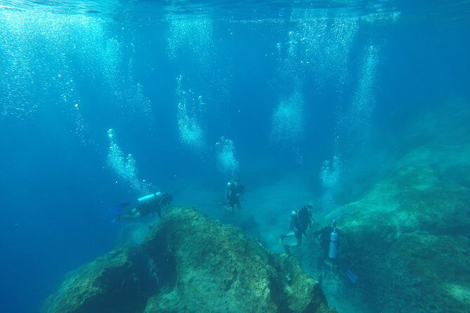 Discovery Scuba Diving in Kas for First Time Divers - The Group Size and Atmosphere