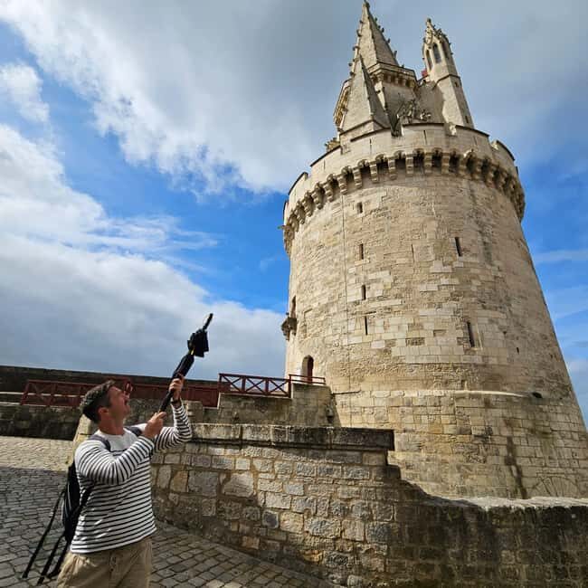 Discovery Walking Tour of La Rochelle - Key Points