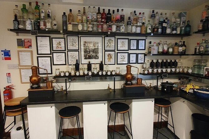 Distill a bottle of gin on mini copper stills - Who Is This Tour Best For?