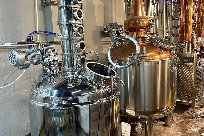Distillery Tour and Signature Bottle Infusion Experience - Key Points