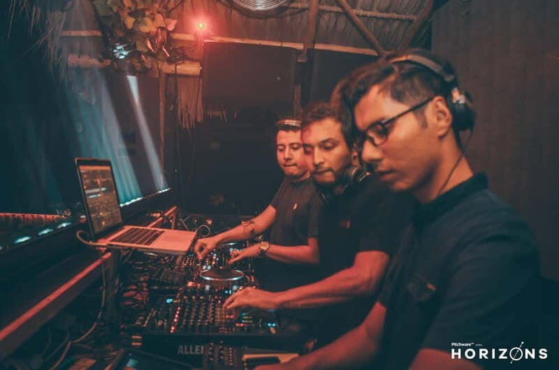 DJ for a Day: Learn to Mix Like a Pro in Berlin. - Key Points