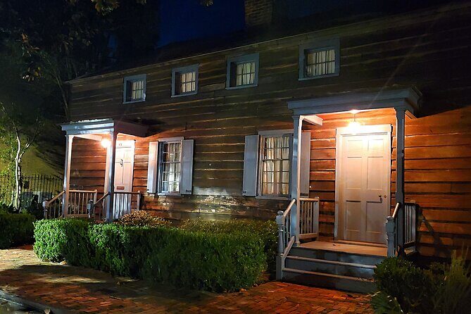 Doctor Buzzard's Goodtime Ghost Tour - Key Points