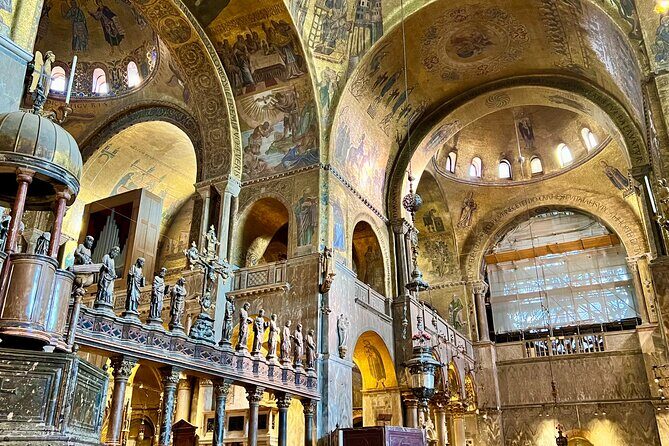 Doge Palace and Saint Mark's Basilica Guided Tour Fast Entry - Key Points
