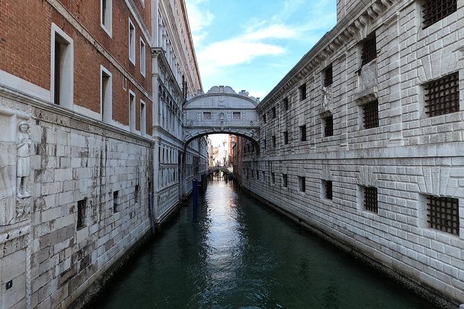 Doge's Palace & St. Mark's Basilica skip-the-line guided tour - Key Points