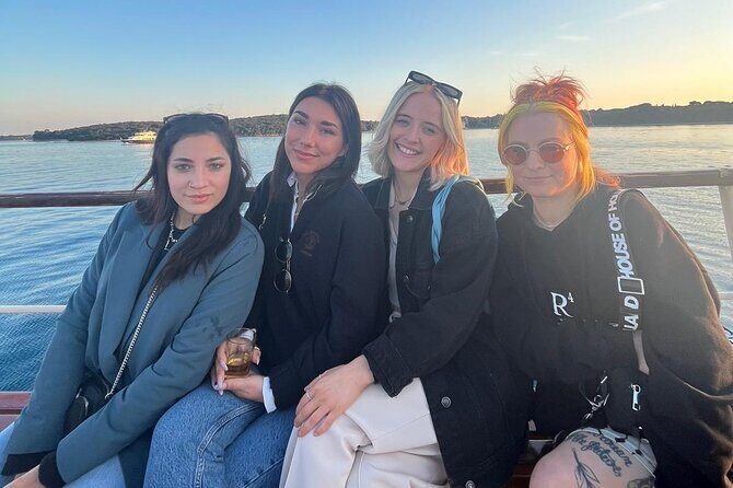 Dolphin Watching & Sunset Boat Tour With Dinner and Drinks - Best Times to Book