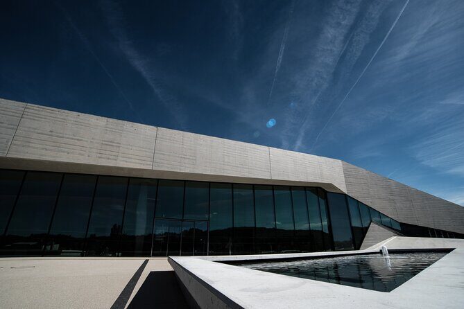 Dordogne Day Tour : Prehistory and The Art of the Caves from Sarlat - FAQs