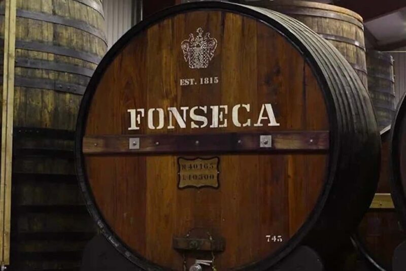 Douro from Porto: vintage tasting in a secret wine estate - Key Points