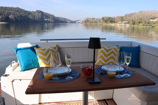 Douro Tour on a Private Yacht in Porto - Booking and Practical Details