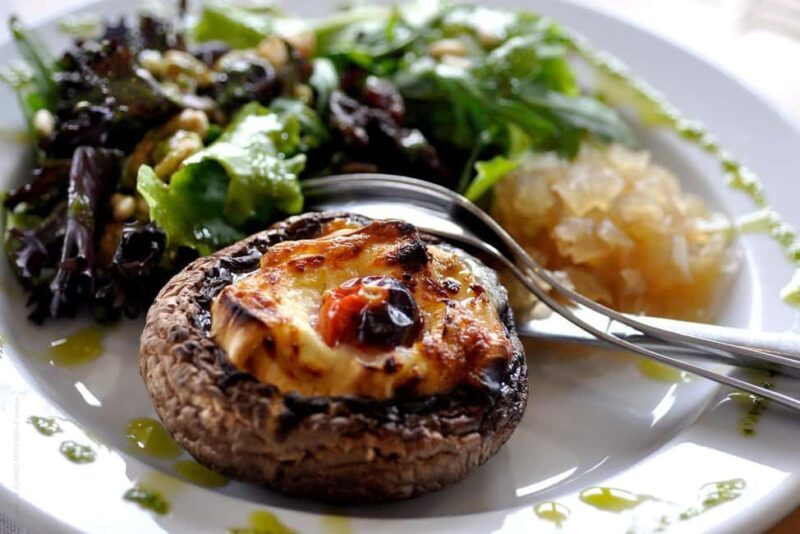 Douro Valley and Vinho Verde: 2 Wineries, Lunch, and a Rabelo Boat Ride - A Closer Look at the Tour Experience