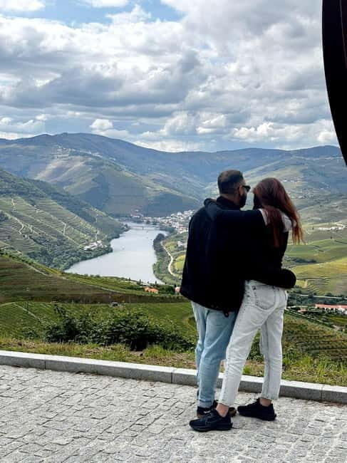 DOURO VALLEY: Premium Wine Tour, Winery Lunch & Private Boat - Exploring the Itinerary and Highlights