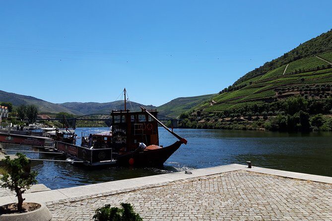 Douro Valley Private Premium Tour with Wine Tasting (1 to 4 people) - Starting Point and Overall Experience
