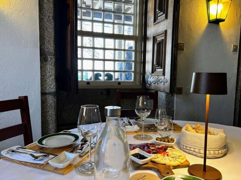 Douro Valley: Quinta Santa Júlia Tour, Wine Tasting & Lunch - Discovering Quinta Santa Júlia: A Blend of History and Flavour