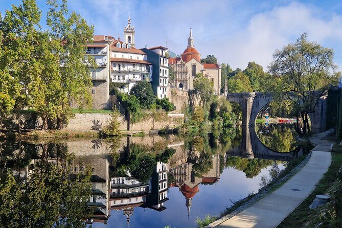 Douro Valley Tour: Wine Tasting River Cruise and Lunch from Porto - The Itinerary Breakdown