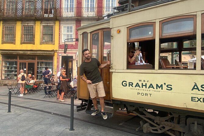 Douro Valley Wine Tour: Local Food & Wine Experience Small Group - The Experience Overview