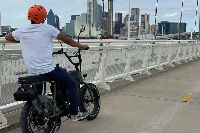 Downtown Dallas Sightseeing & History 2 Hour E-Bike tour - Who is this Tour Best For?