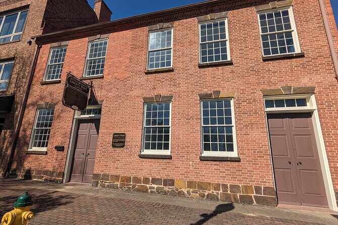 Downtown Fayetteville Historic Tour - What to Expect on the Downtown Fayetteville Historic Tour