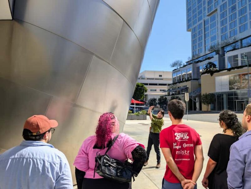 Downtown LA Arts Tour with MOCA & The Broad + Infinity Room - An In-Depth Look at the Downtown LA Arts Tour