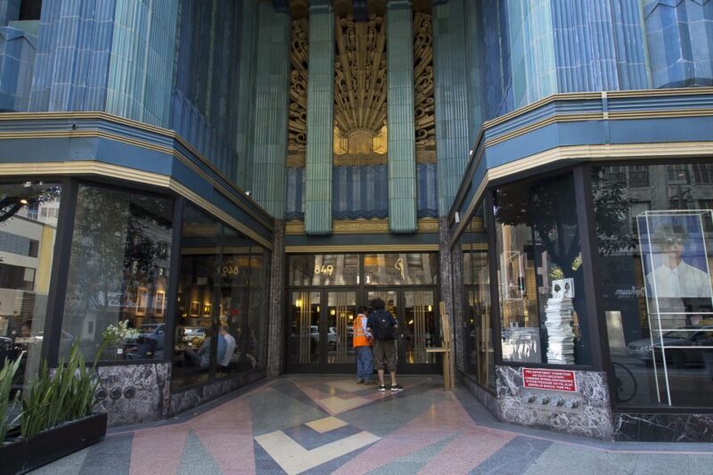 Downtown Los Angeles Bike Tour: Top 10 Destinations of DTLA - The Practical Stuff