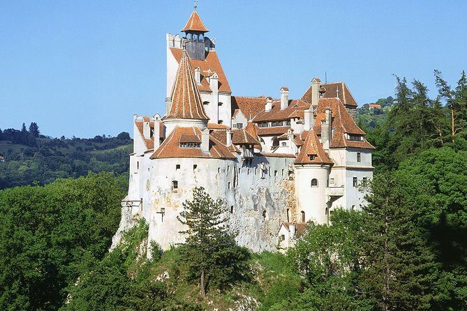Dracula's Castle, Peles Castle and old town Brasov from Bucharest - An Honest Look at the Experience