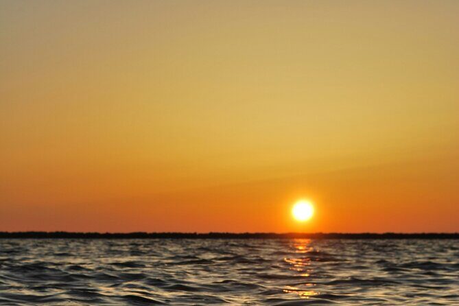 Dreamy Sails - Sunset Tour With Dinner And Wine - What We Love About This Experience