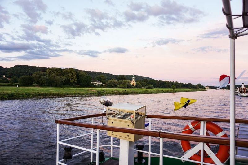 Dresden: Elbe River Cruise to Pillnitz Castle - Pillnitz: the 20-minute anchor stop and what that means for your expectations
