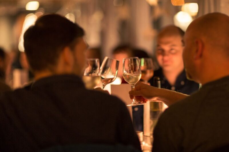 Dresden: Evening River Cruise with Dinner - Key Points