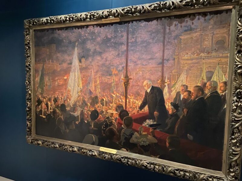 Dresden: Guided City Walk and City Museum Entrance Ticket - Key Points