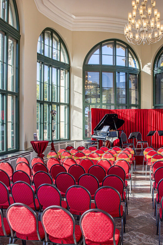 Dresden: New Year's Eve Concert at the Zwinger - The Venue and Atmosphere