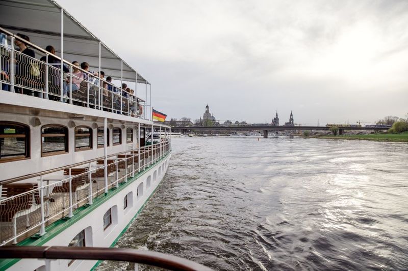 Dresden: River Sightseeing Boat Cruise - Loschwitz Bridge, the Blue Wonder: One of the Best Photo Moments