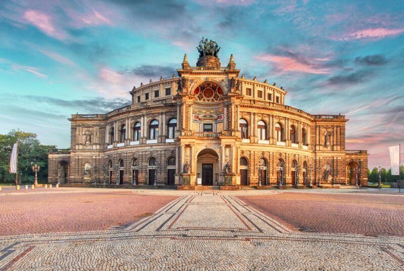 Dresden: Semperoper Guided Tour for Families - Key Points