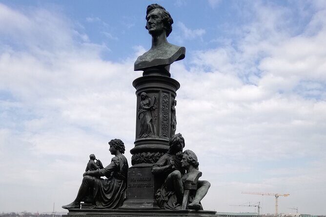 Dresden's 'Balcony of Europe': A Self-Guided Audio Tour along the River Elbe - Key Points