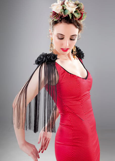 Dress and feel like a real Flamenca - The Dress & Accessories