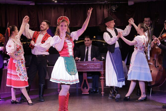 Drinks and Folklore Show Cruise in Budapest - What to Expect from the Budapest Drinks & Folklore Cruise
