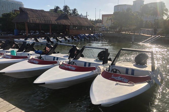 Drive the best speedboat in Cancun and feel the adrenaline. - FAQs