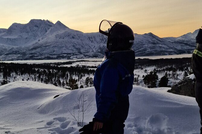 Driving Ski-Doo Snowmobile Adventure 5 Hours Photos included - Key Points