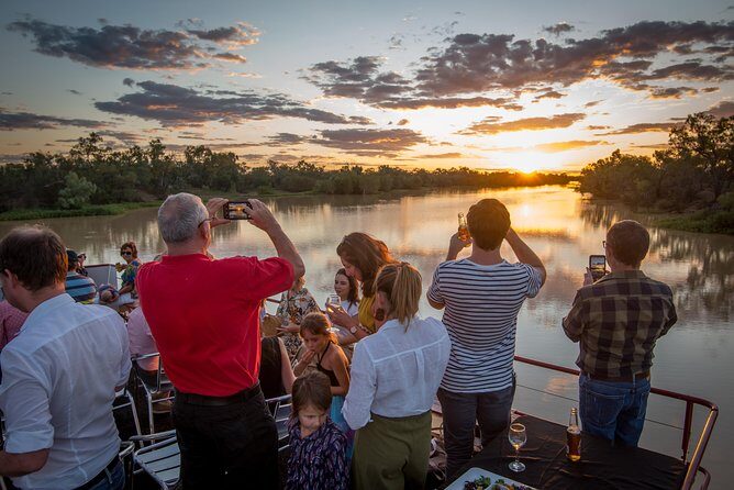 Drover's Sunset Cruise includes Smithy's Outback Dinner and Show - Setting the Scene: What to Expect on the Cruise