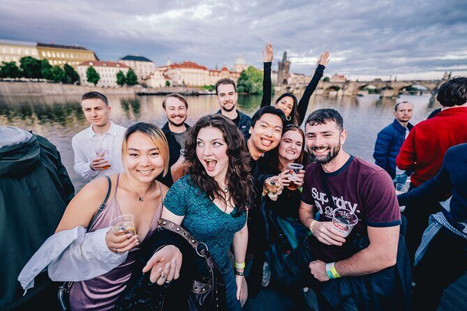Drunken Monkey Prague Boat Party w/ 2hr Open Bar to Duplex Club - Additional Tips