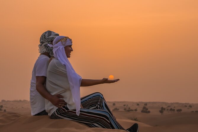 Dubai Premium Red Dunes Safari, Camels & 5* BBQ at Al Khayma camp - Group size, guide quality, and what you should ask for