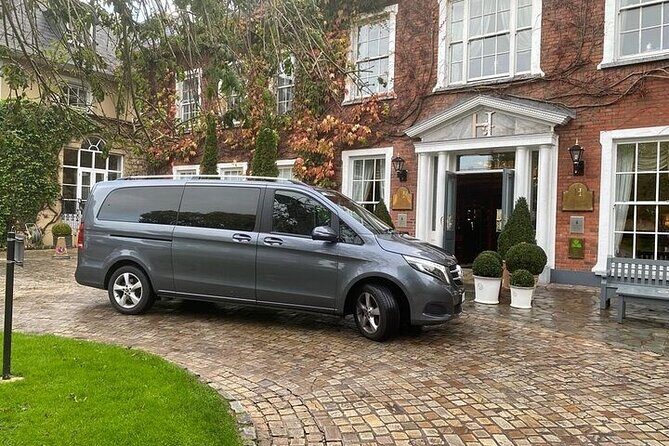 Dublin Airport Transfers: Luxury Transfer To/From DUB Per Vehicle - The Journey: From Airport to Dublin and Back