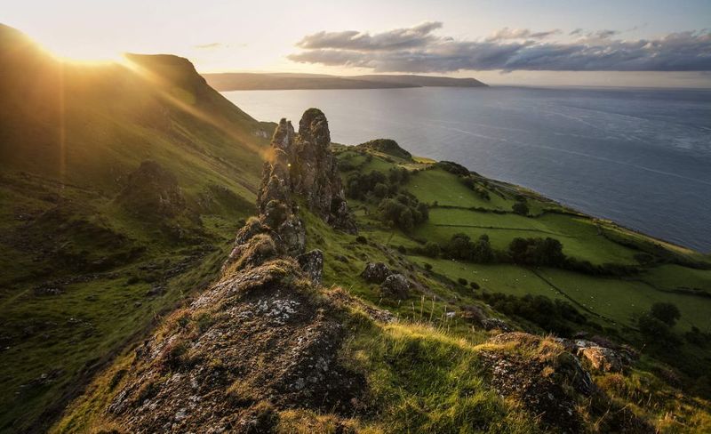 Dublin: Giant's Causeway, Dark Hedges & Titanic Guided Tour - Glens of Antrim and the Dark Hedges: Game of Thrones scenery, minus the chaos